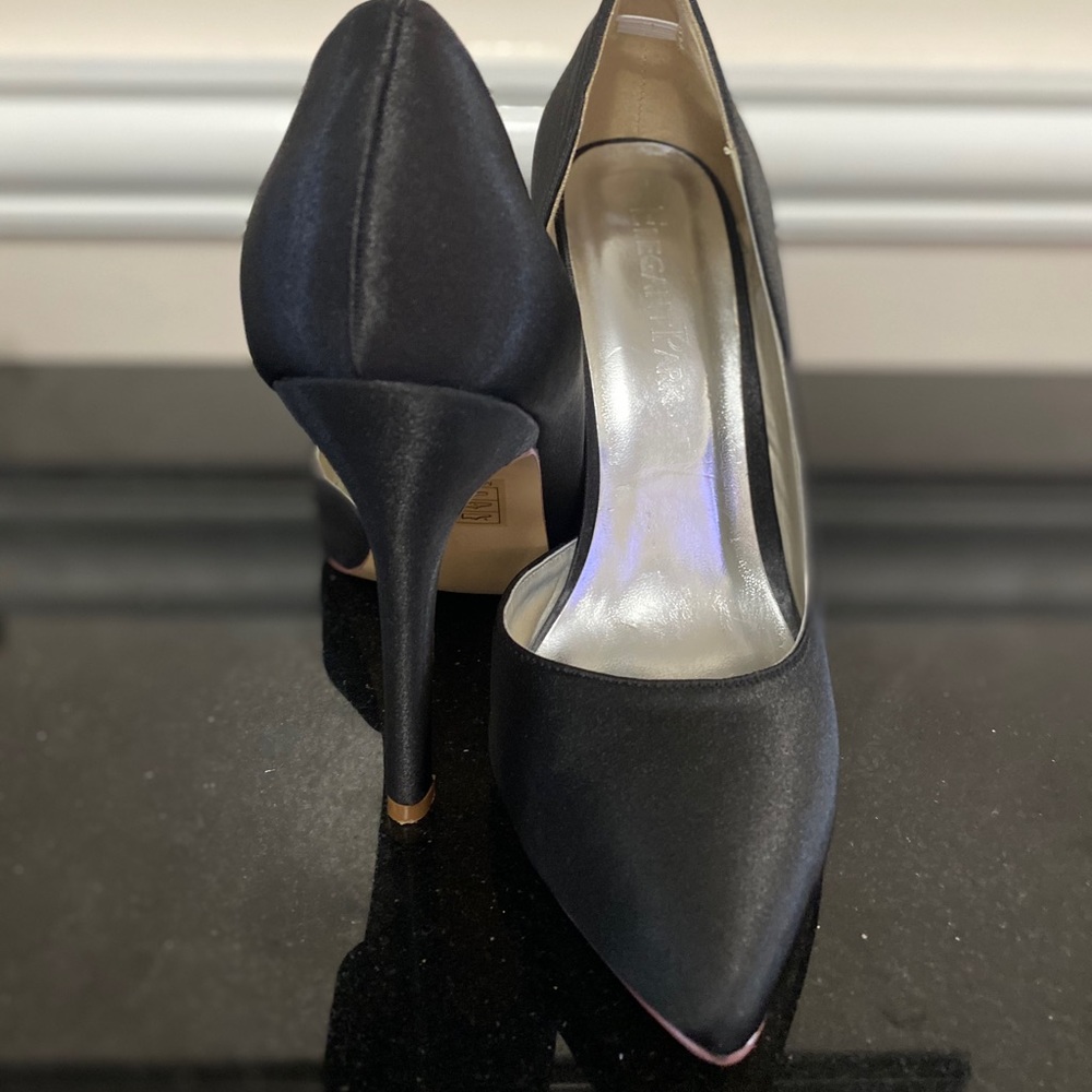 NWOT Elegant park heel shoes 👠
